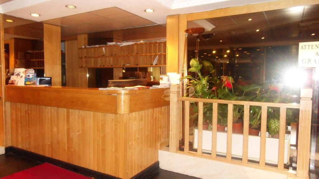 Aparthotel Sacconi 4*